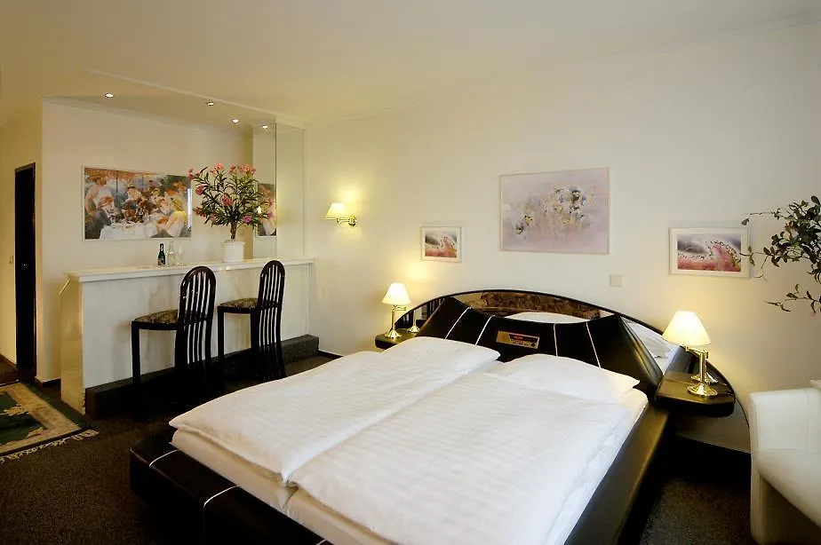 Hotel Berliner Baer  Berlin