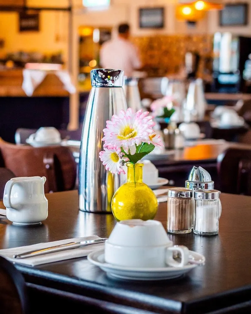 Hotel Berliner Baer 3*, Berlin